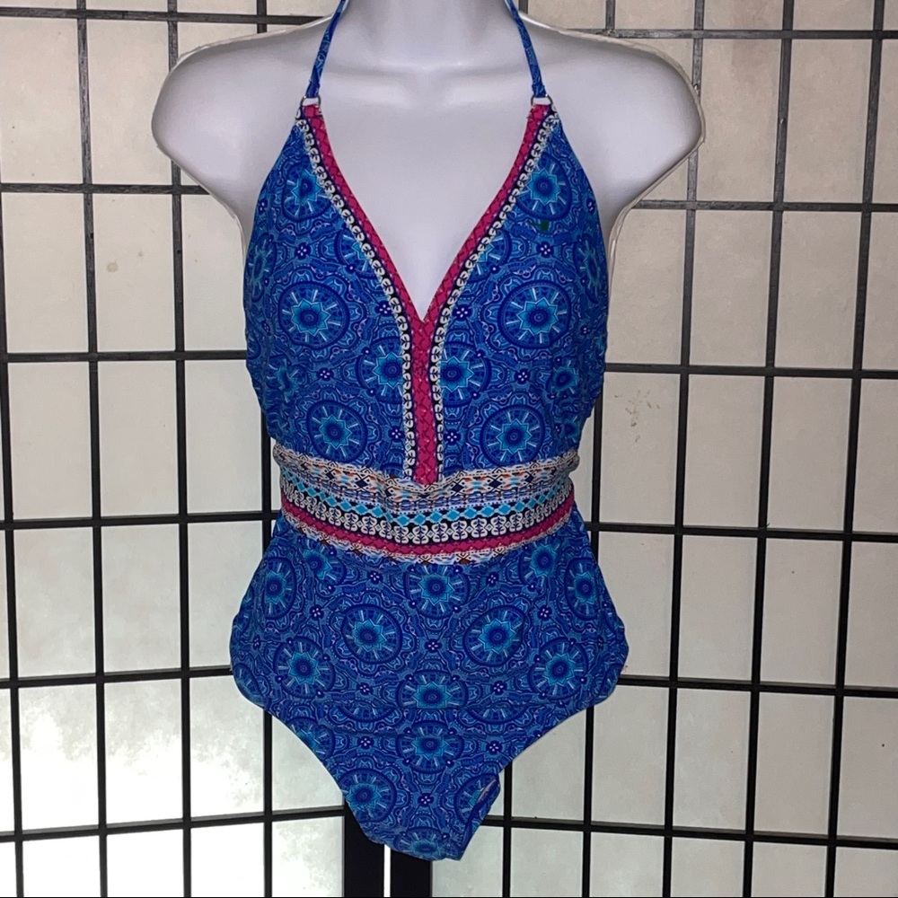 OUO ladies bathing suit size large